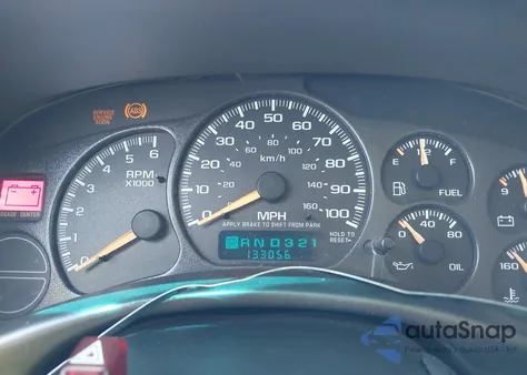 2002 GMC Sierra 1500 Sle z USA, uszkodzony, nr VIN 2GTEK19T221283589